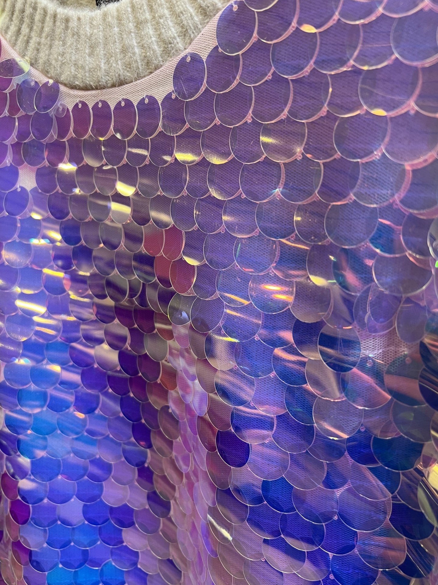 JERSEY DE LANA CON LENTEJUELAS