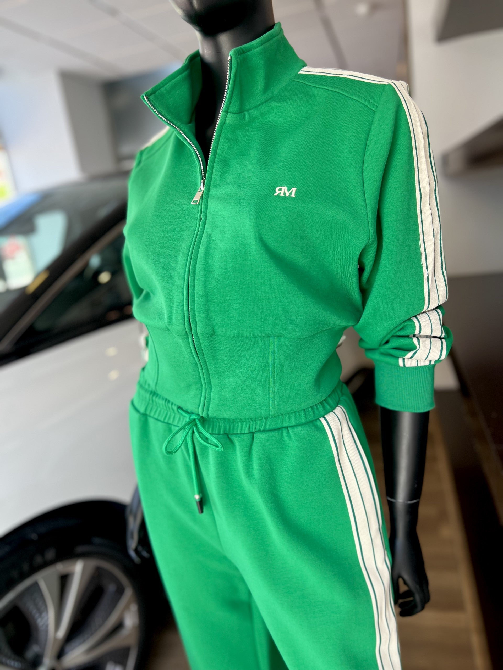 CHAQUETA Y PANTALON-CONJUNTO CASUAL DORA RM