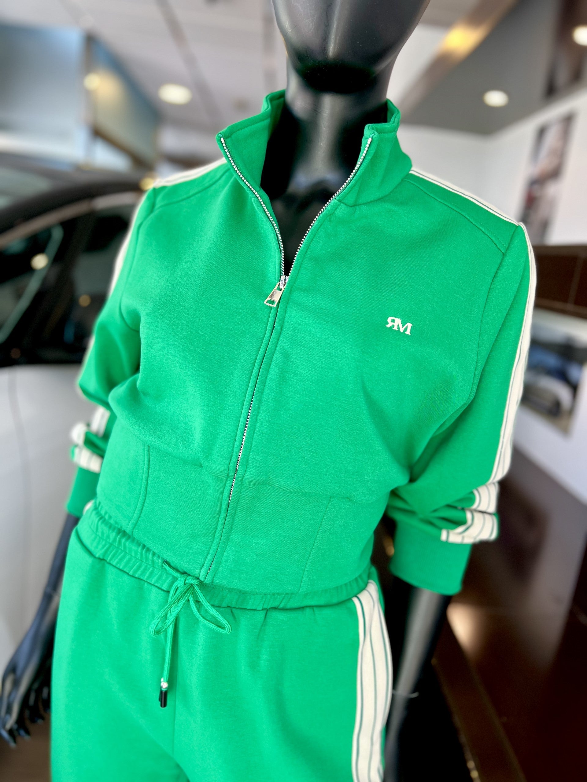 CHAQUETA Y PANTALON-CONJUNTO CASUAL DORA RM