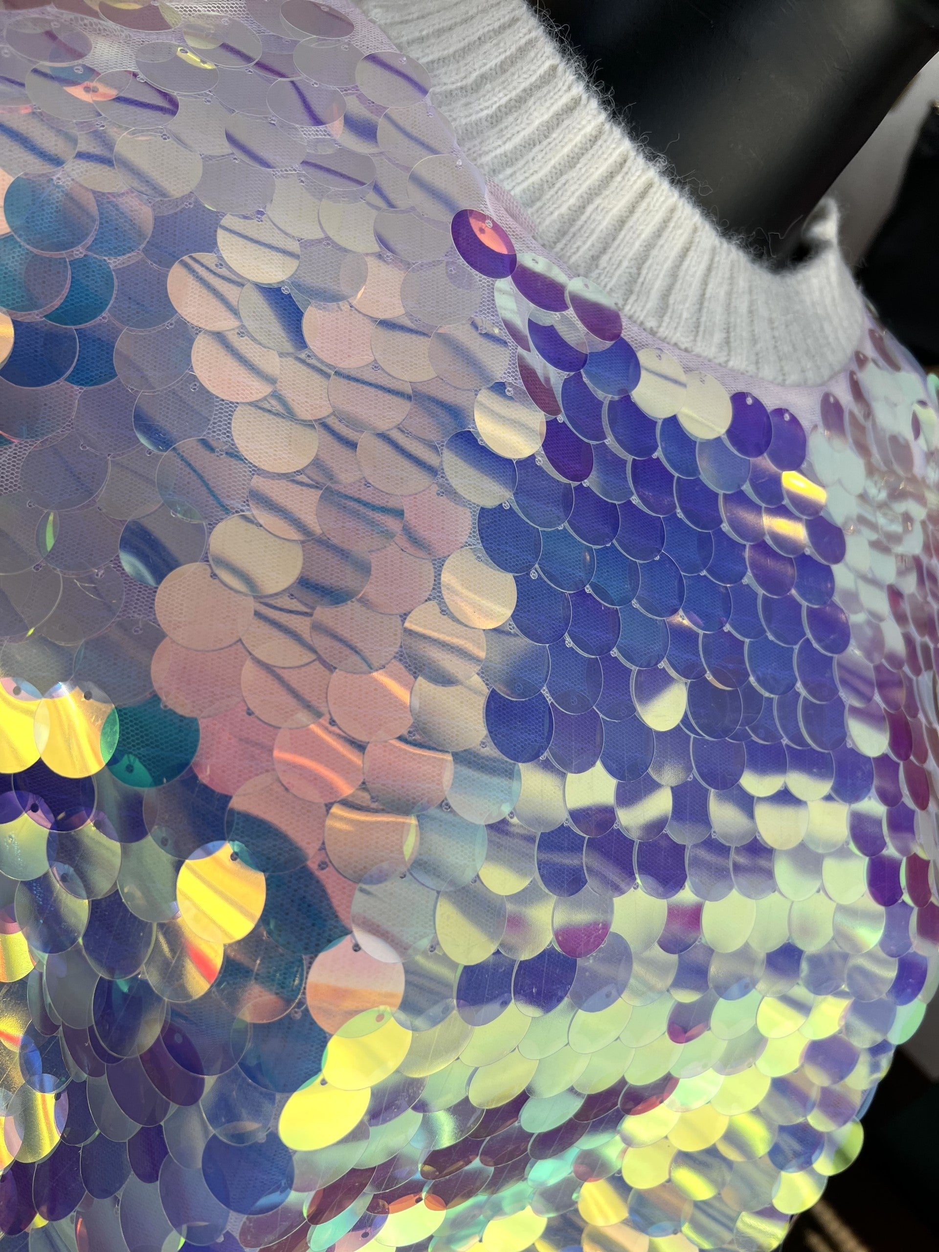 JERSEY DE LANA CON LENTEJUELAS