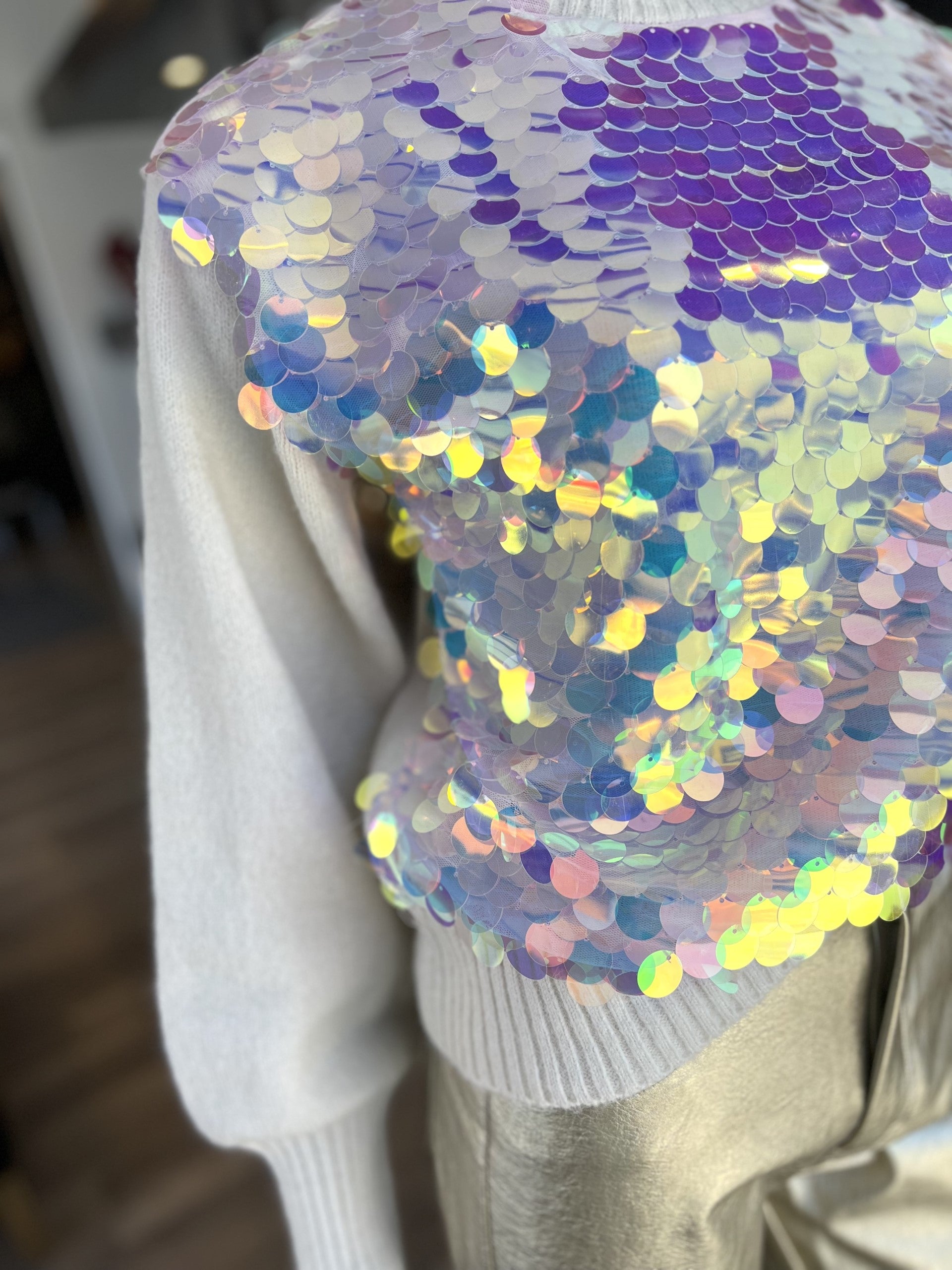 JERSEY DE LANA CON LENTEJUELAS